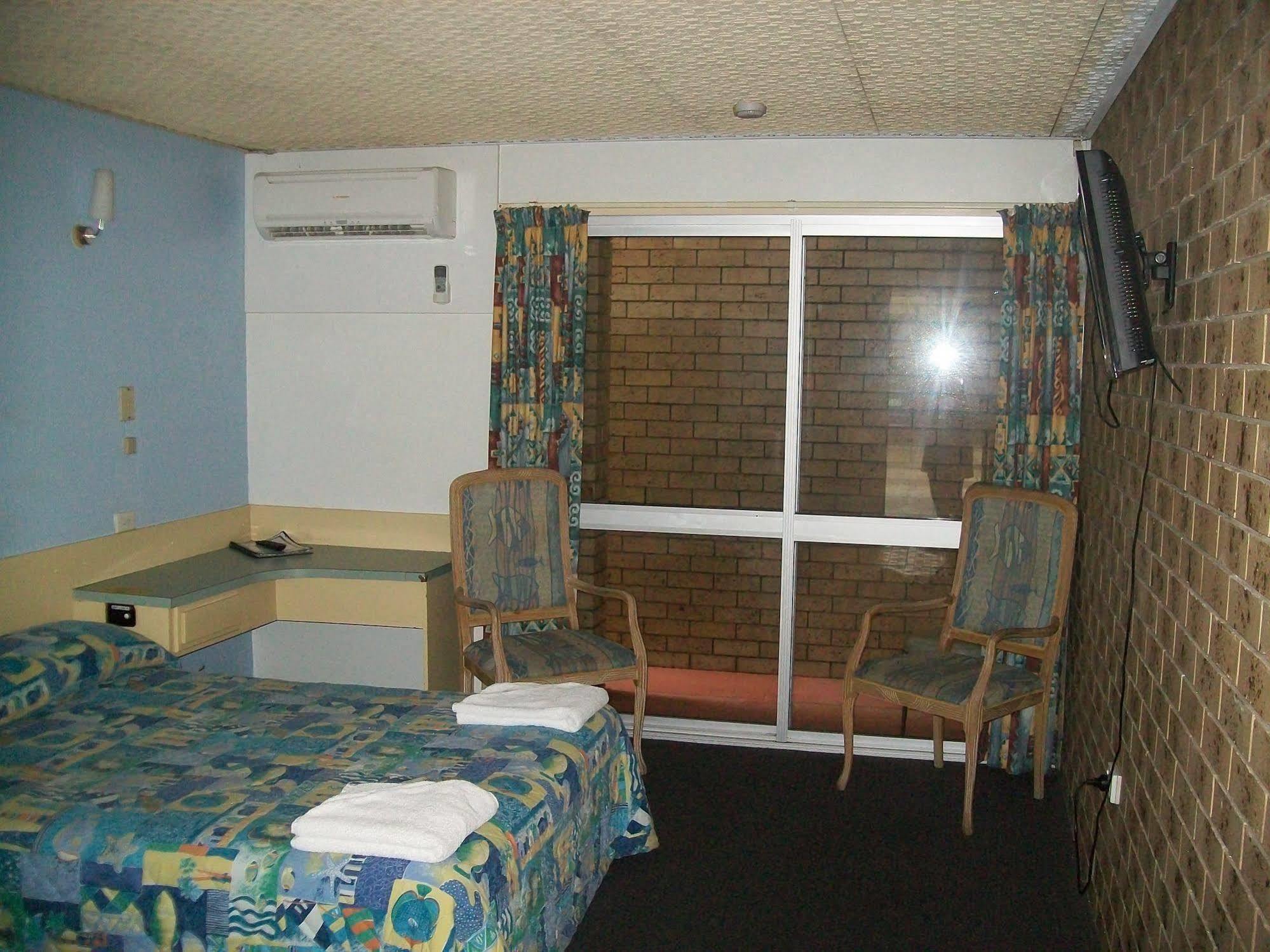 Sun Plaza Motel - Макай Екстериор снимка