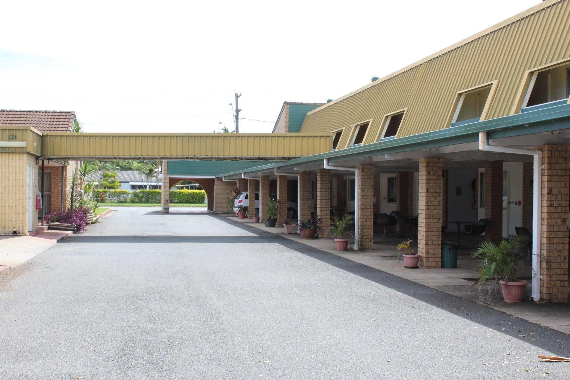 Sun Plaza Motel - Макай Екстериор снимка